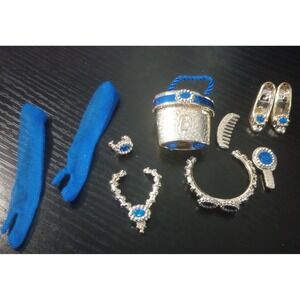 Barbie Royal Circle Fashion Accessories Lot Shoes Hat Box Necklace Gloves...